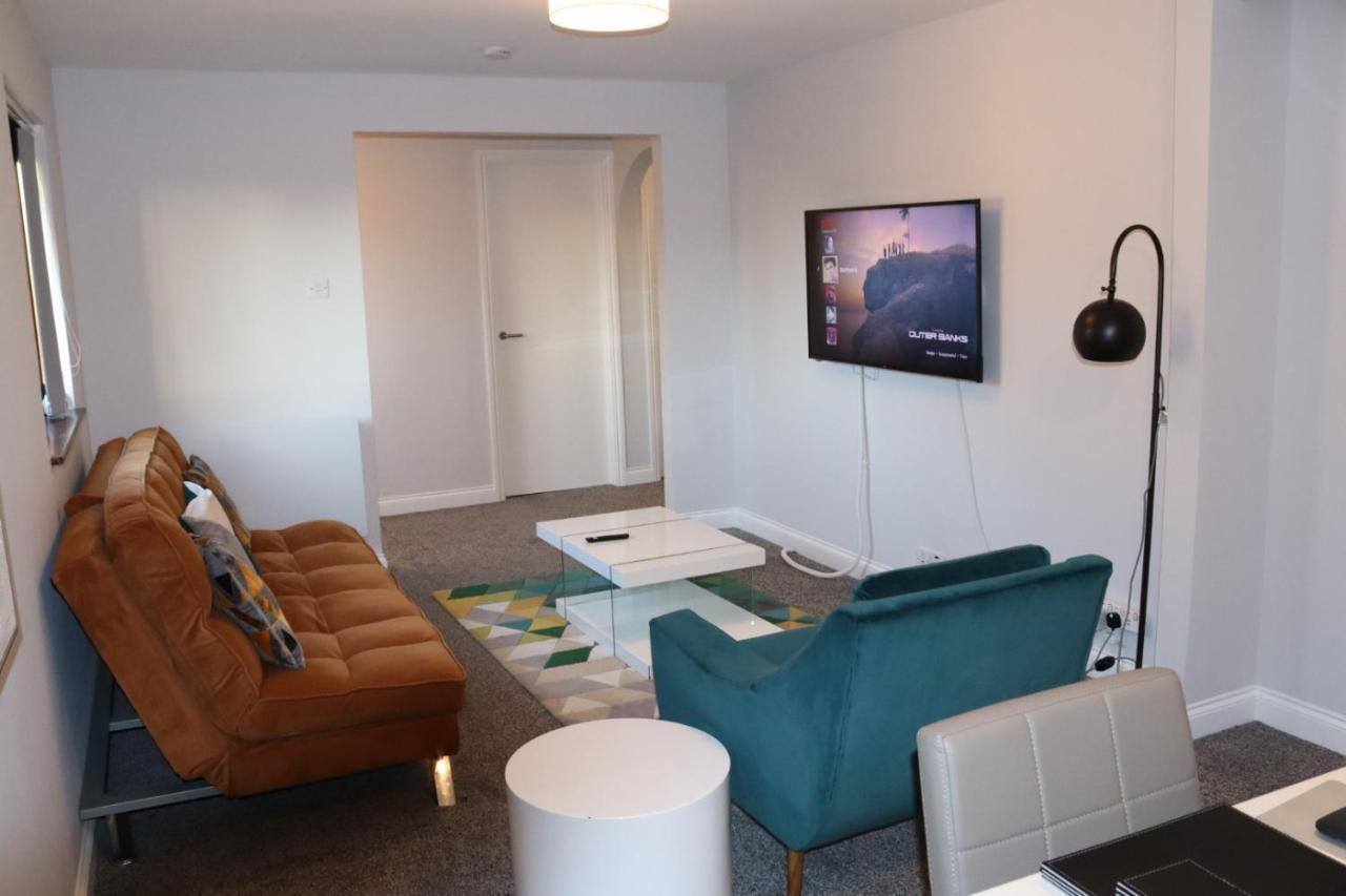 Garland Modern Apartment With Private Garden & Parking Dartford 5 Екстериор снимка