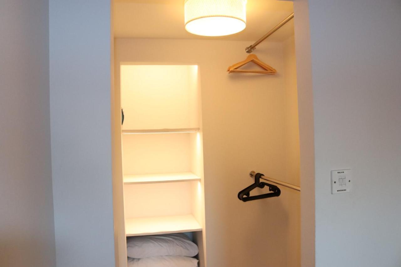 Garland Modern Apartment With Private Garden & Parking Dartford 5 Екстериор снимка