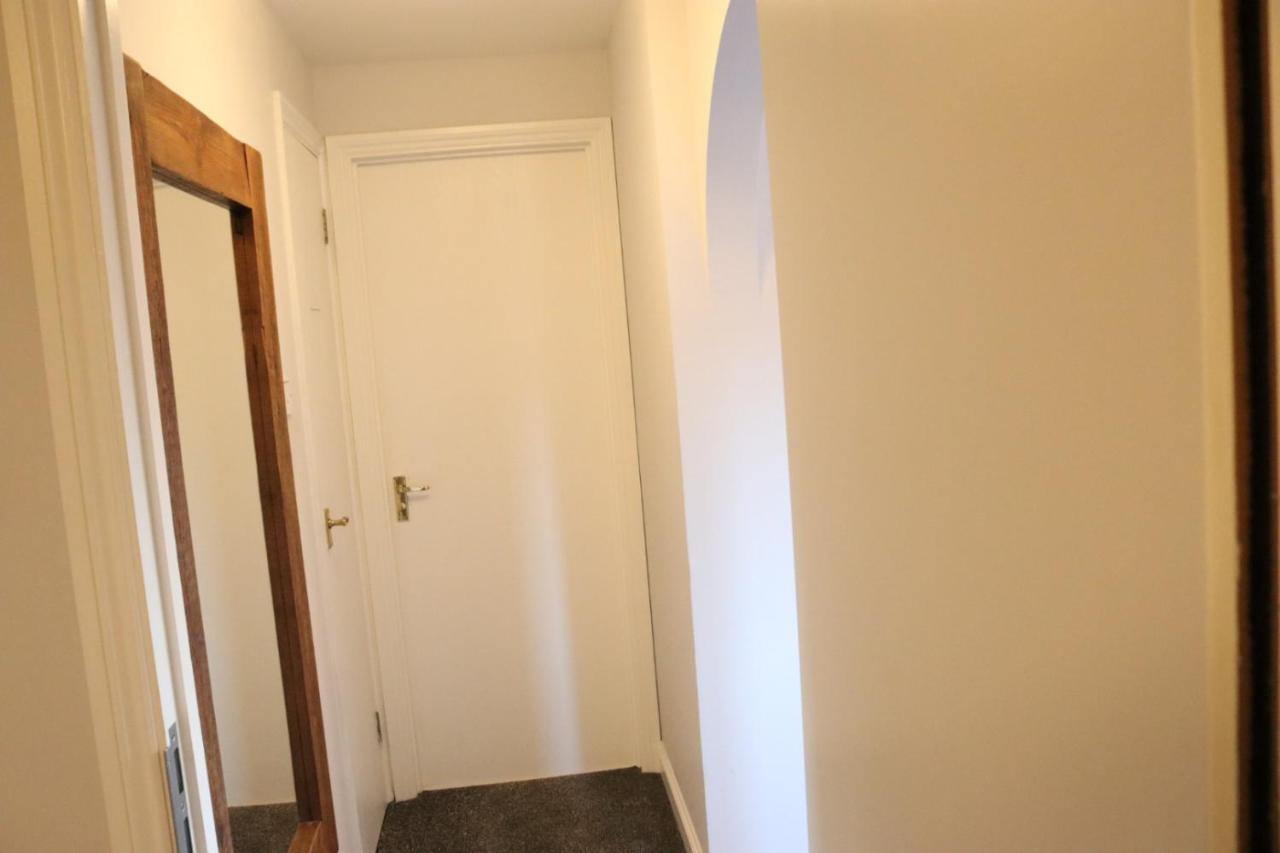 Garland Modern Apartment With Private Garden & Parking Dartford 5 Екстериор снимка