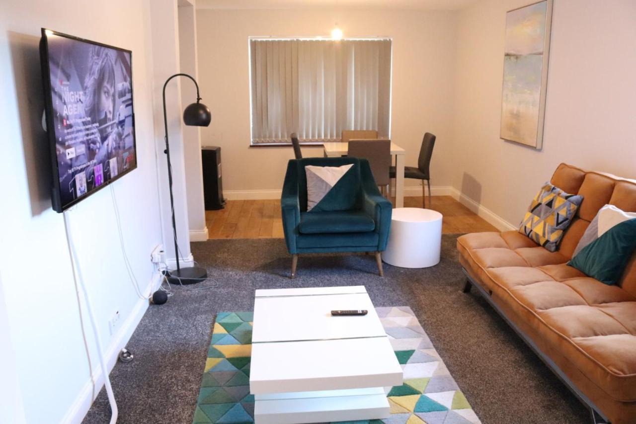 Garland Modern Apartment With Private Garden & Parking Dartford 5 Екстериор снимка