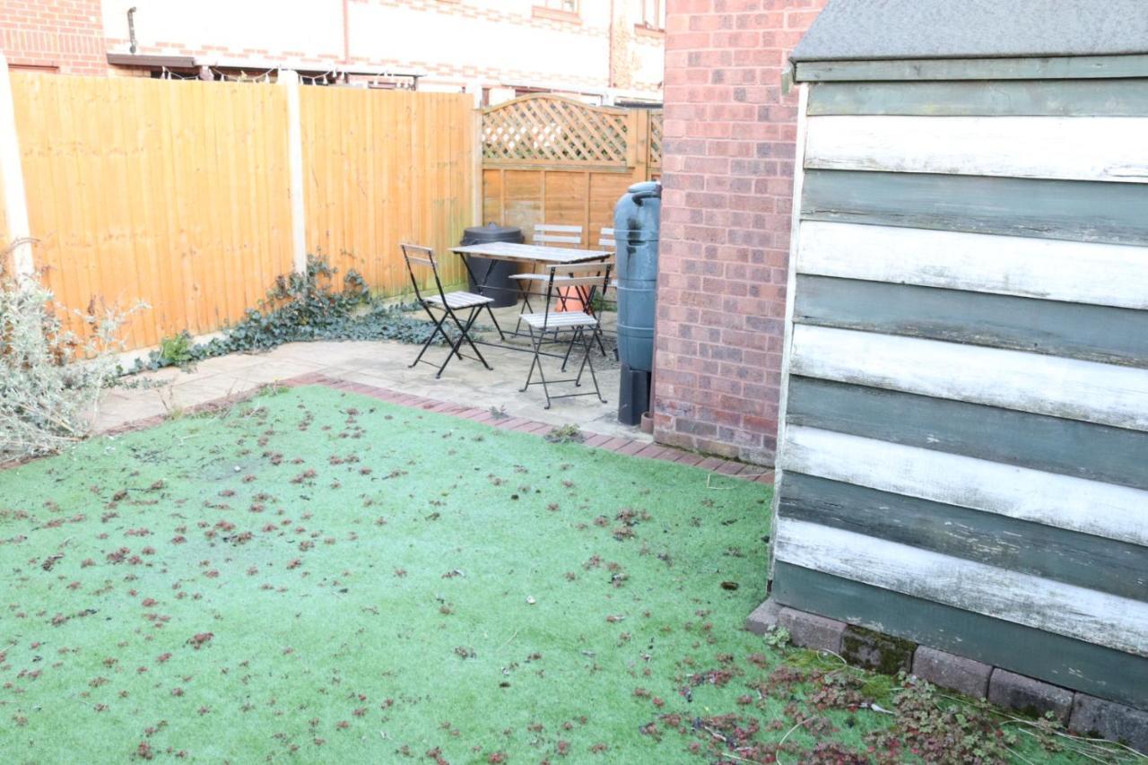 Garland Modern Apartment With Private Garden & Parking Dartford 5 Екстериор снимка